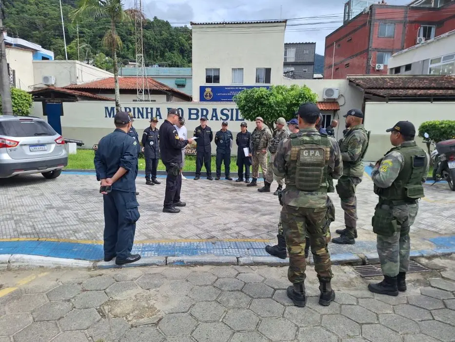 Equipes da Forças Armadas e Grupamento de Proteção Ambiental realizam reunião estratégica