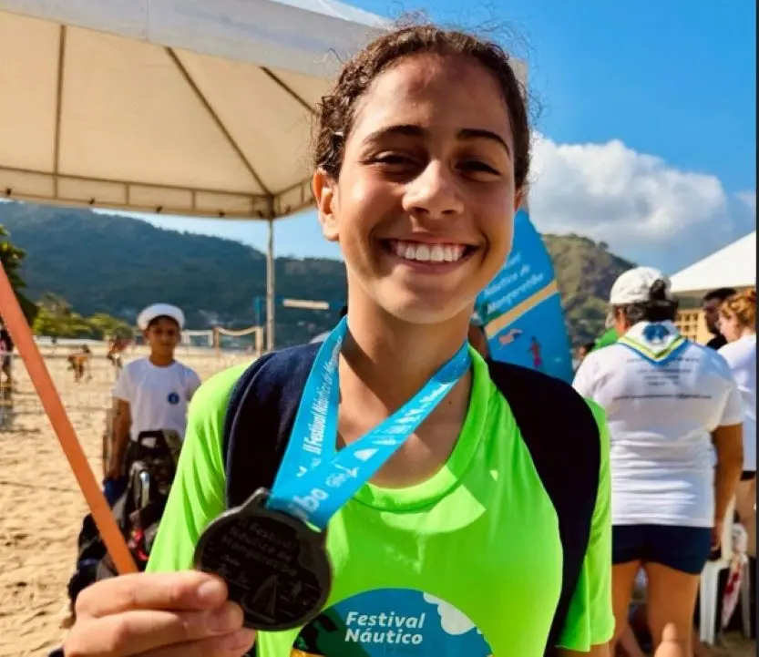 Emanuelle Marte celebra sua vitória no Festival Náutico