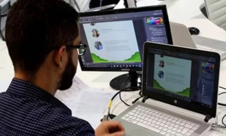 Aluno participa de atividade prática em curso remoto