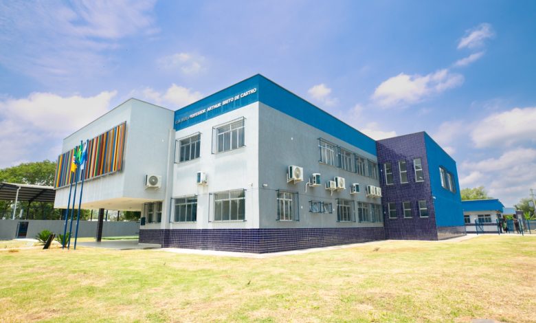 Complexo educacional abre após mais de uma década de espera. Pré-matrículas a partir de segunda-feira (FOTO: REPRODUÇÃO).