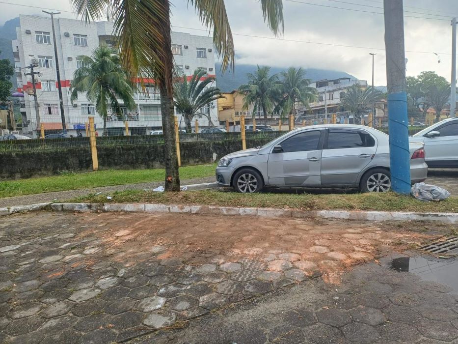 Local em Muriqui após a ação imediata da Prefeitura, com retirada do entulho