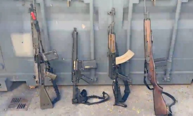 Fuzis e armas de longo alcance apreendidos pelas polícias Civil e Militar durante operações